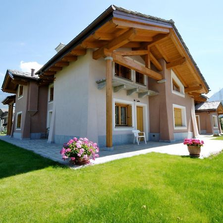 Au Petit Chevrot Aparthotel Cerise Bagian luar foto